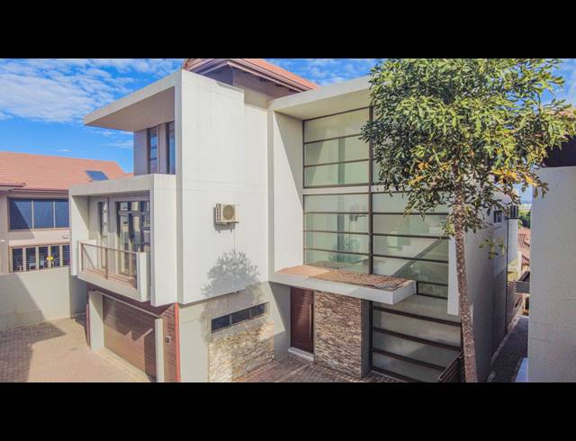 5 BEDROOM HOUSE FOR SALE IN IZINGA